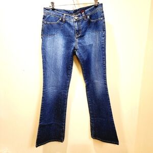 BONGO women's washed blue boot cut jeans size 9